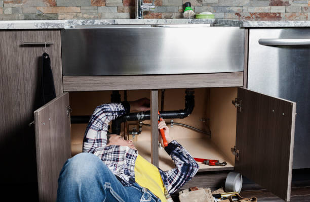 Best Clogged Drain Plumber  in Beechwood Trails, OH